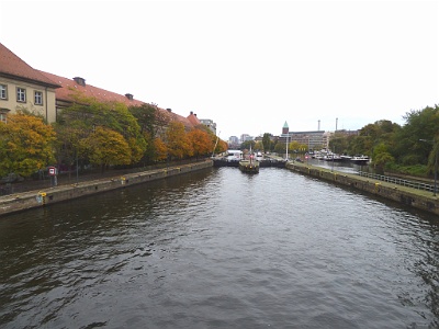 Muehlendamm Lock on River Spree