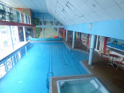 Klub Plaza Pool