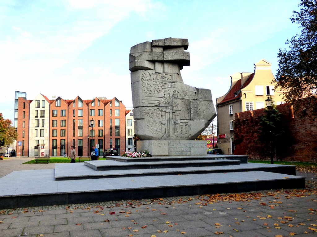 Monument to those who kept Gdańsk Polish