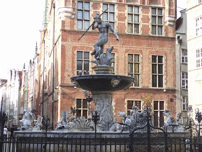 Neptune Fountain  In 1927, the fountain was renovated. The fountain was damaged during World War II, and moved to Parchów, located near Bytów; after World War II the tower was subsequently renovated and put back to operation in July 22, 1957. In 1988, as part of renovation works the fountain's genitals were covered with a fig leaf. A full renovation of the fountain occurred between September 2011 and April 2012.