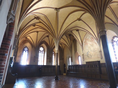 Malbork Castle  Chapter House - Columns are remiensent of Palestinian Palms